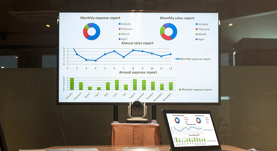 Crisis Command Center dashboard showing supply chain analytics and vendor impact monitoring